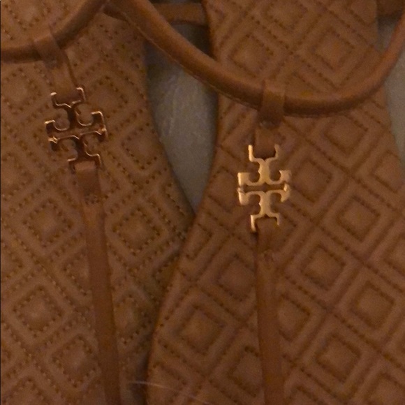 TORY BURCH SANDALS - Picture 2 of 4